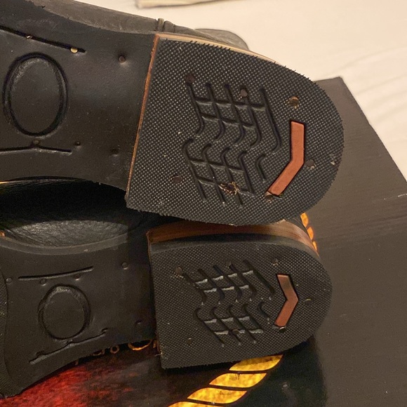 Cuatrero Boots - Picture 8 of 16